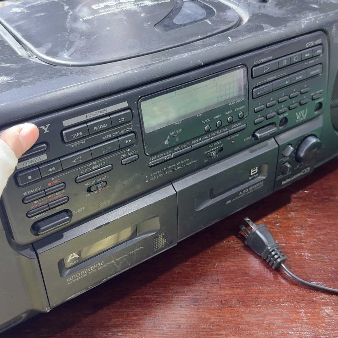 草***狼中古商品，瑕疵品，不保好坏。416