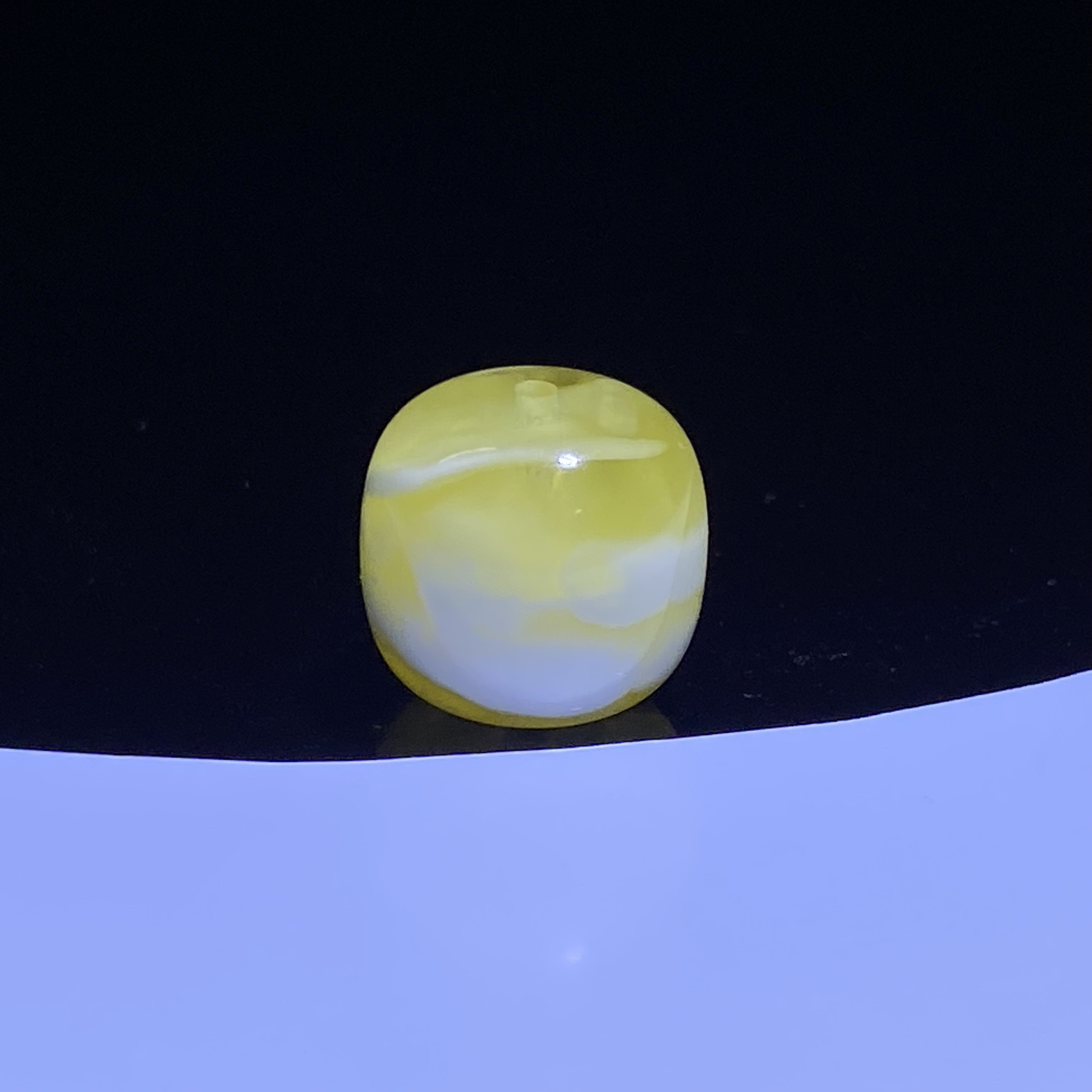 琥珀蜜蜡金瓷白虎皮溶洞妖老型单珠13mm