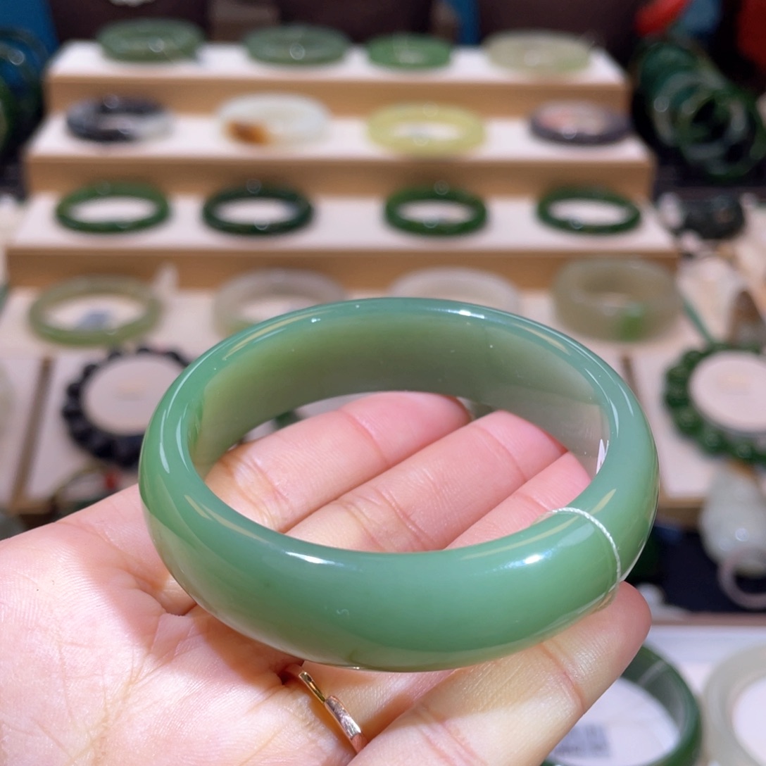 和田玉收藏级粉青手镯54、55未镶嵌