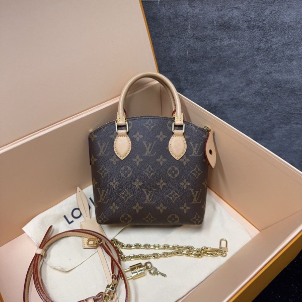 路易威登/95新/包包/250208EV0022/C4534699679