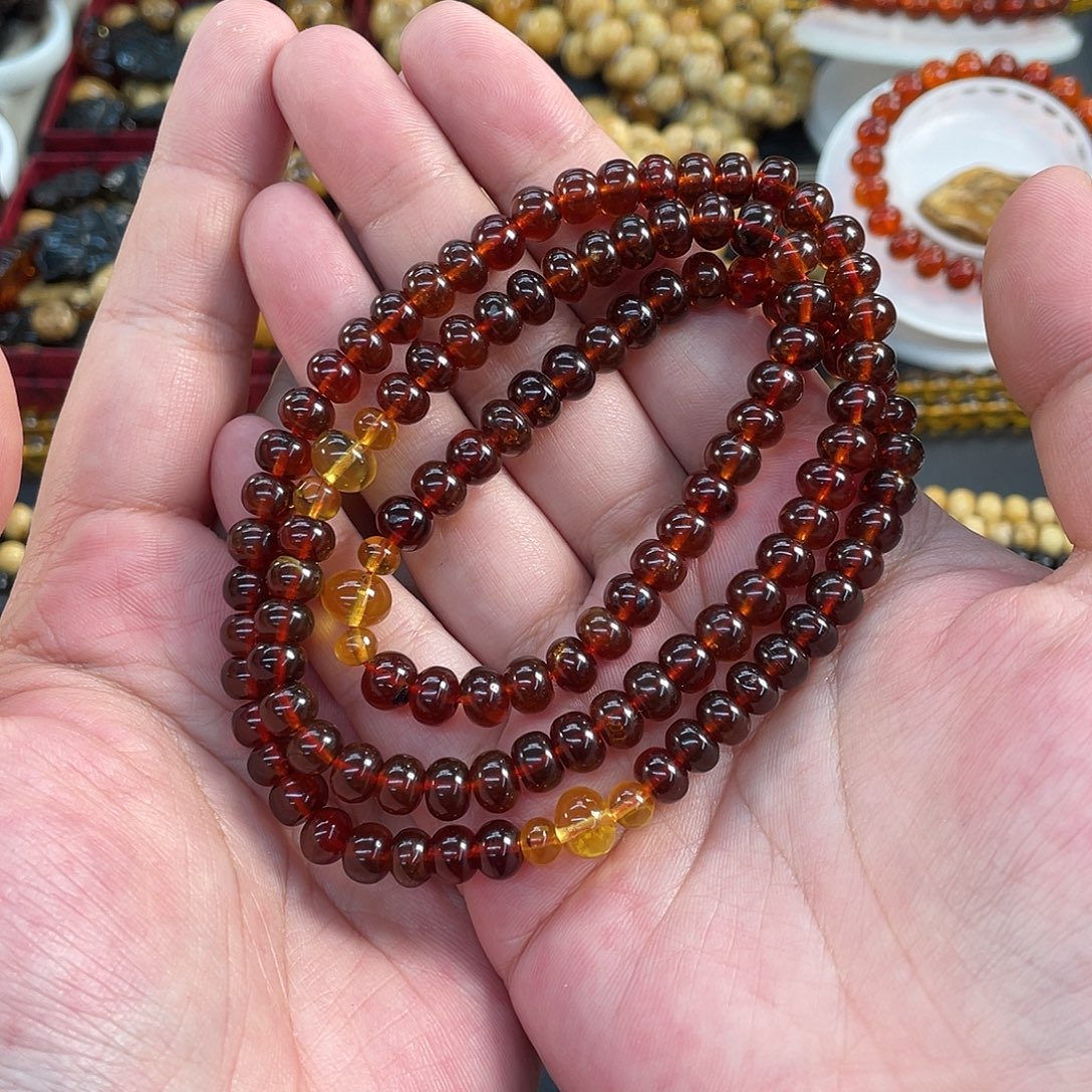 ****魚琥珀未镶嵌裸石7mm血