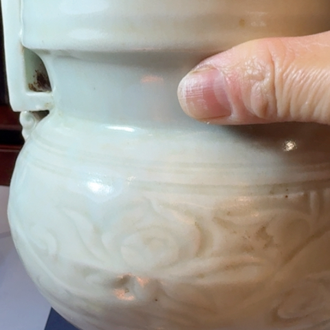 罐言**房单色釉暗工。。。牡丹图