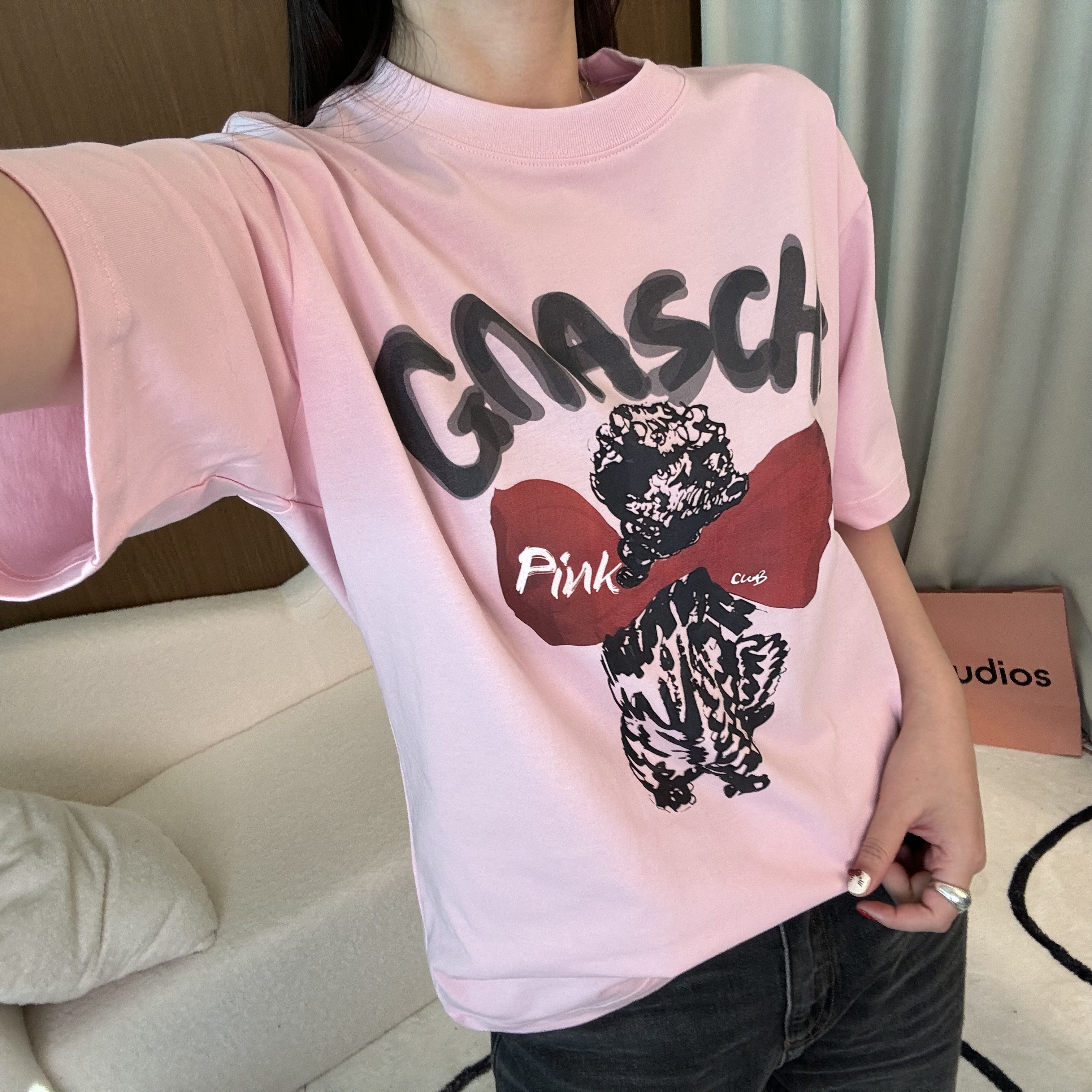 喊哈尼2025早春新品字母蝴蝶结泰迪狗狗纯棉圆领短袖T恤宽松百搭