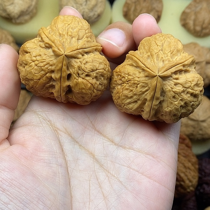 吊坠桃核风****4玉璧三棱42