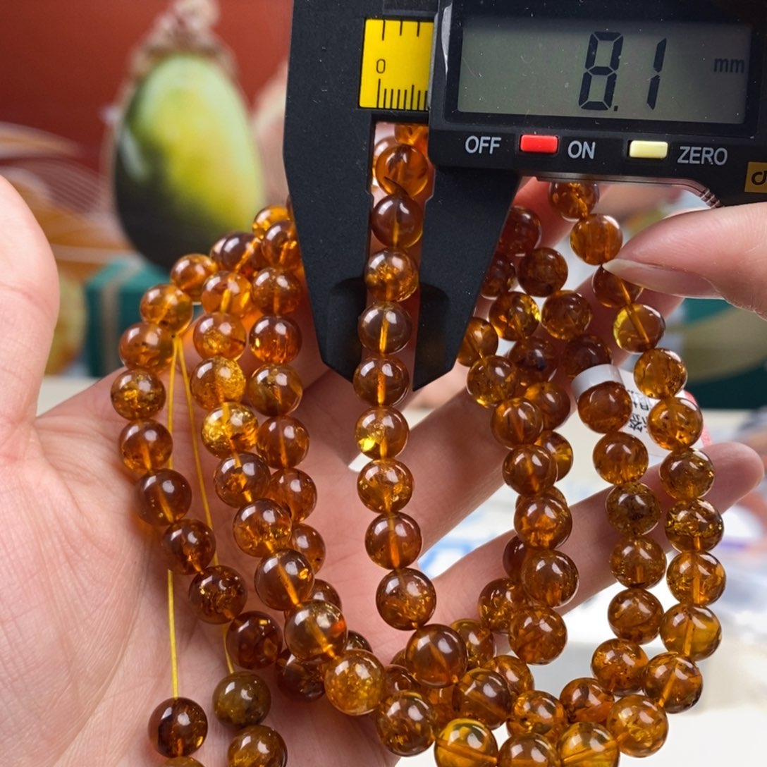 琥珀珠宝奇石未镶嵌