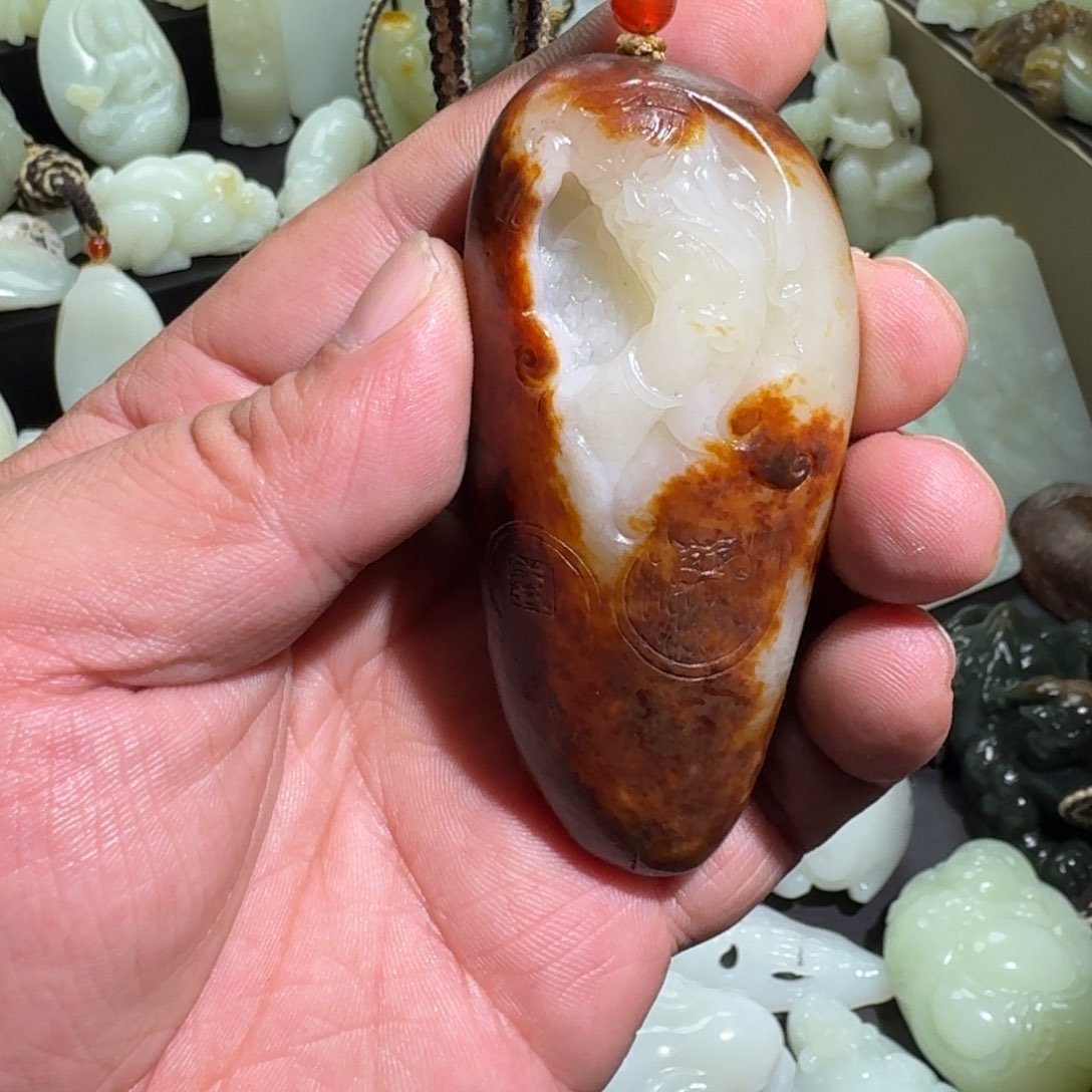 和田玉颈饰未镶嵌变****林