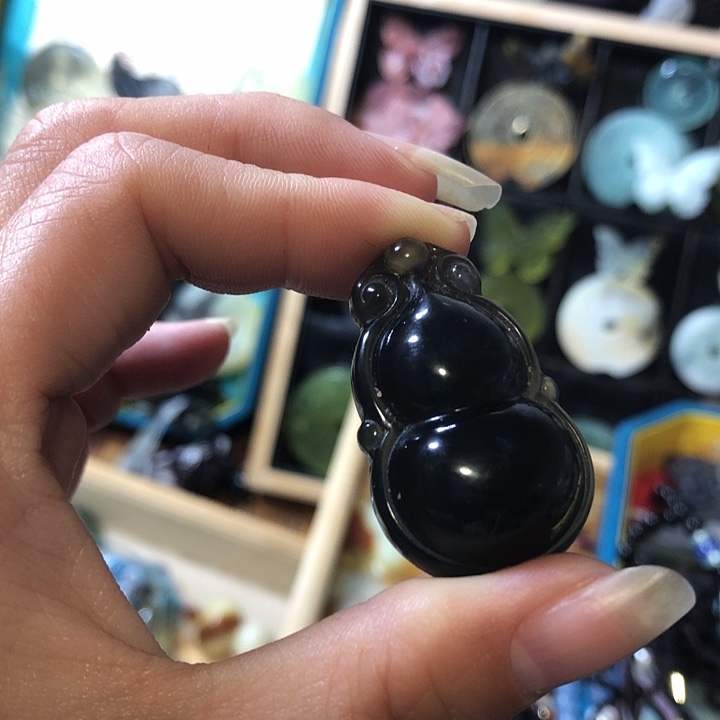 岫玉未镶嵌岫玉挂件