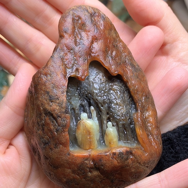 岫岩河磨玉（透闪石质玉）未镶嵌摆件