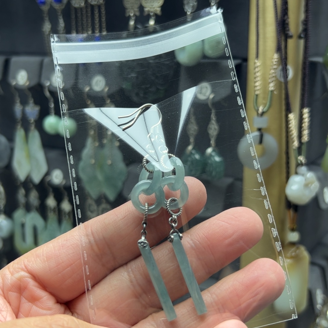 赵***钺翡翠银S925镶嵌耳饰