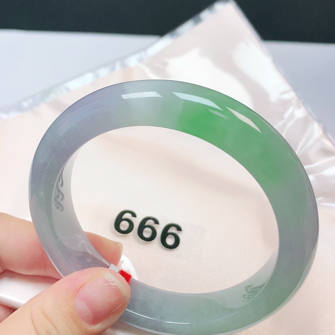 未镶嵌手镯翡翠天然缅甸翡翠A货666