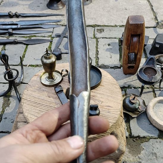 强***修农村收上来的老铁件