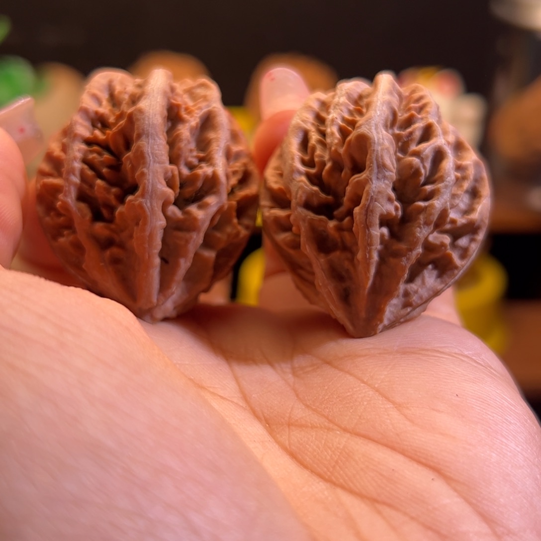 文玩核桃吊坠核桃24磕碰