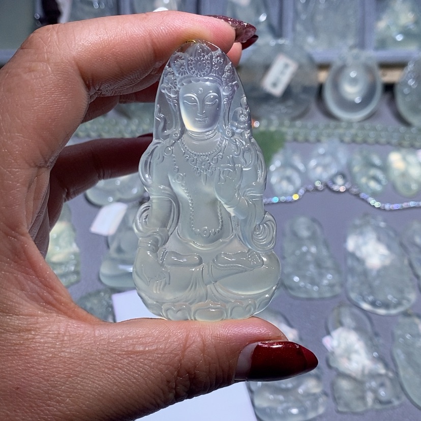 【闪购商品】岫玉颈饰未镶嵌小***生度母菩萨