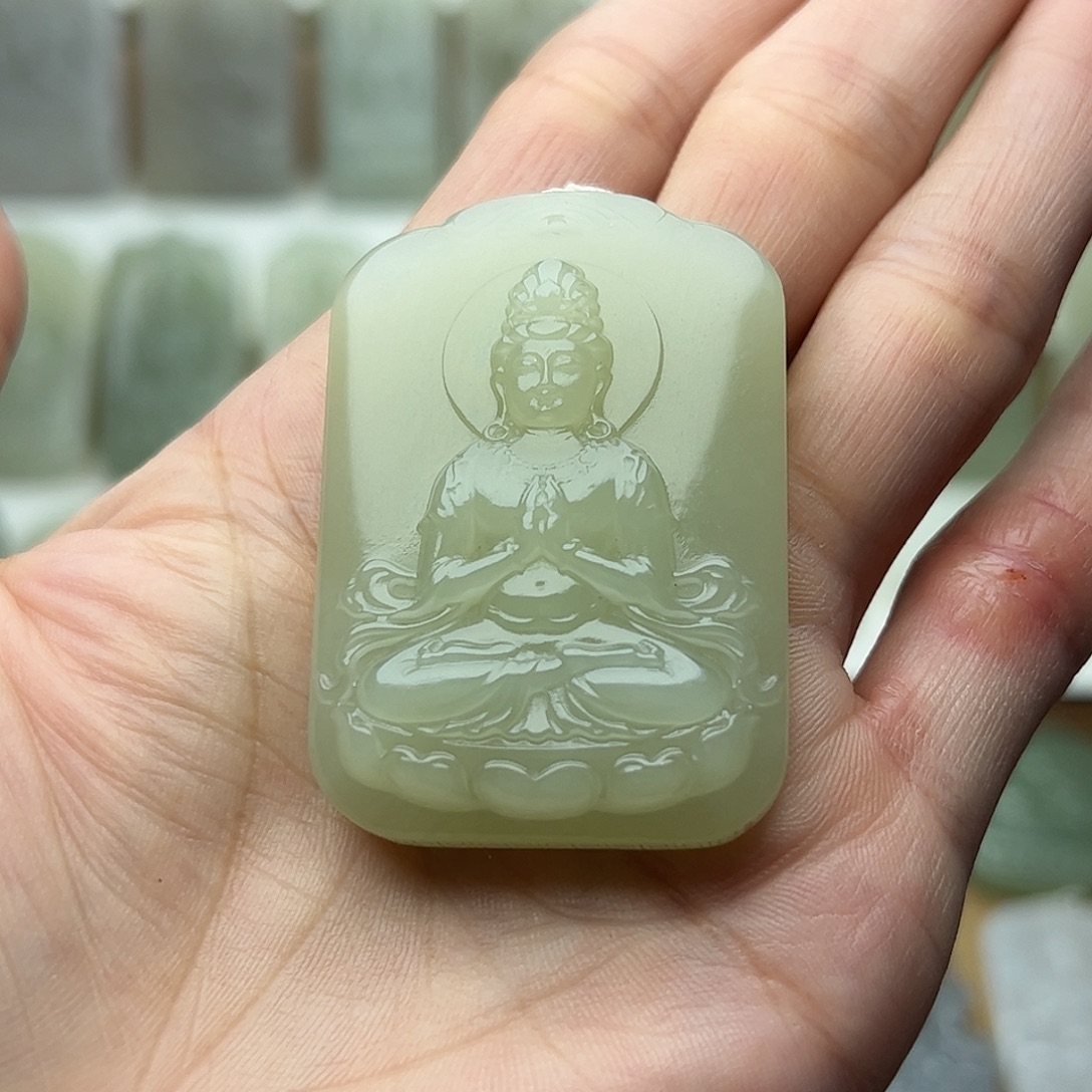 和田玉未镶嵌颈饰