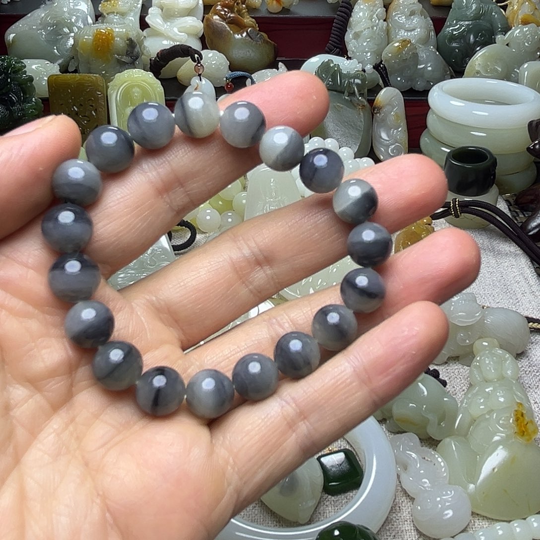 依***意和田玉未镶嵌手链