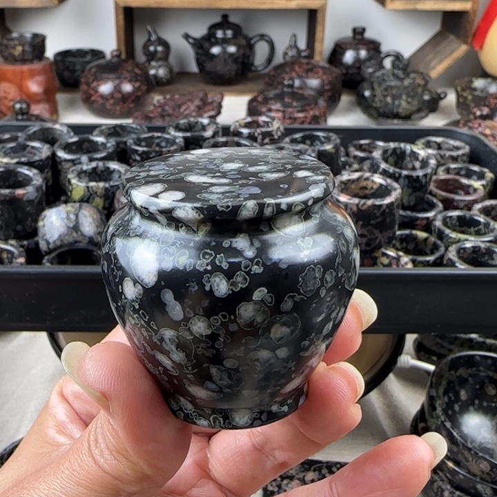 梅花玉冰梅盖置茶摆件