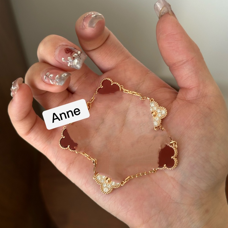 铜合金手链 轻奢大号红色间锆五花四叶草经典手链【S257】