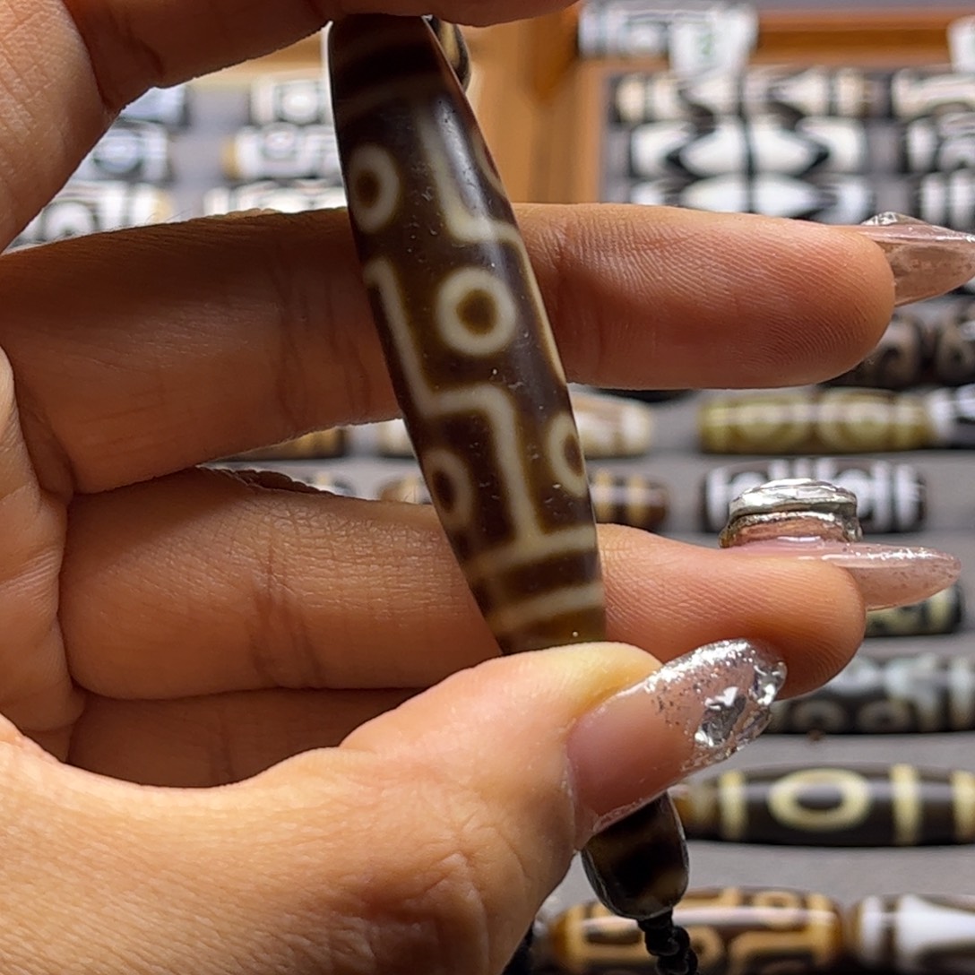 小****玛瑙/玉髓（覆膜）未镶嵌颈饰