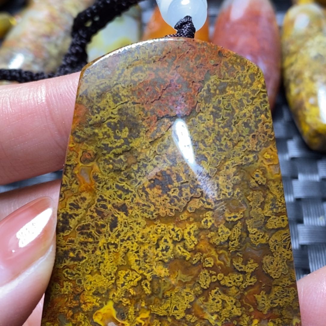 玛瑙/玉髓颈饰未镶嵌