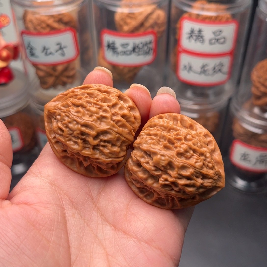 文玩核桃把件39小众金牛