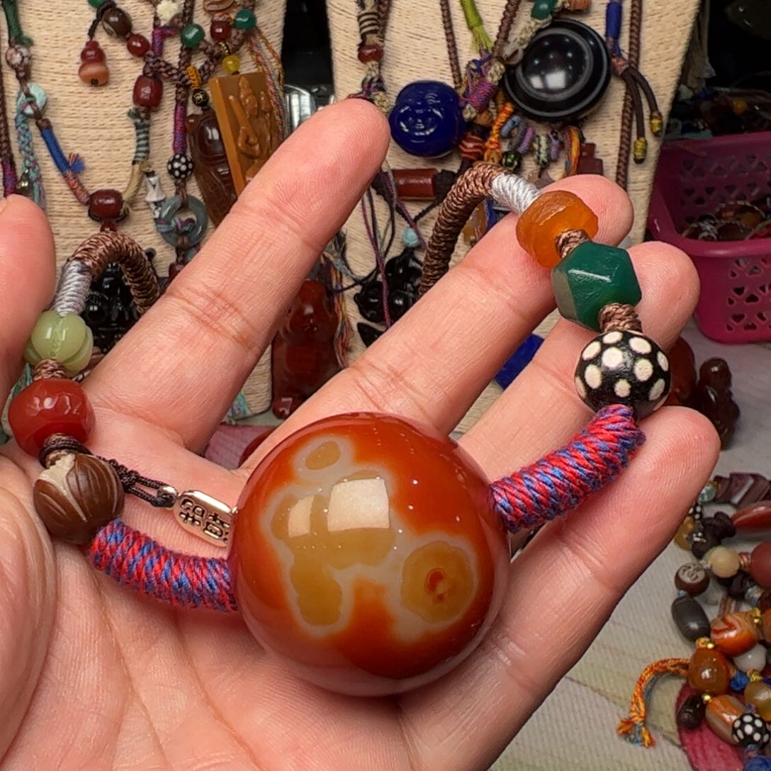 玛瑙/玉髓颈饰未镶嵌