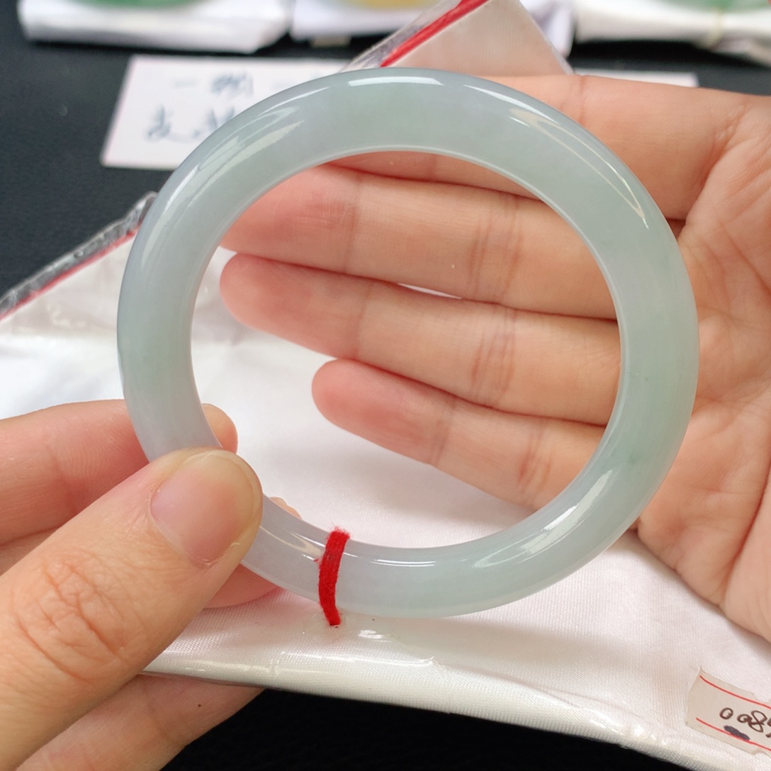 翡翠手镯未镶嵌缅甸圆53