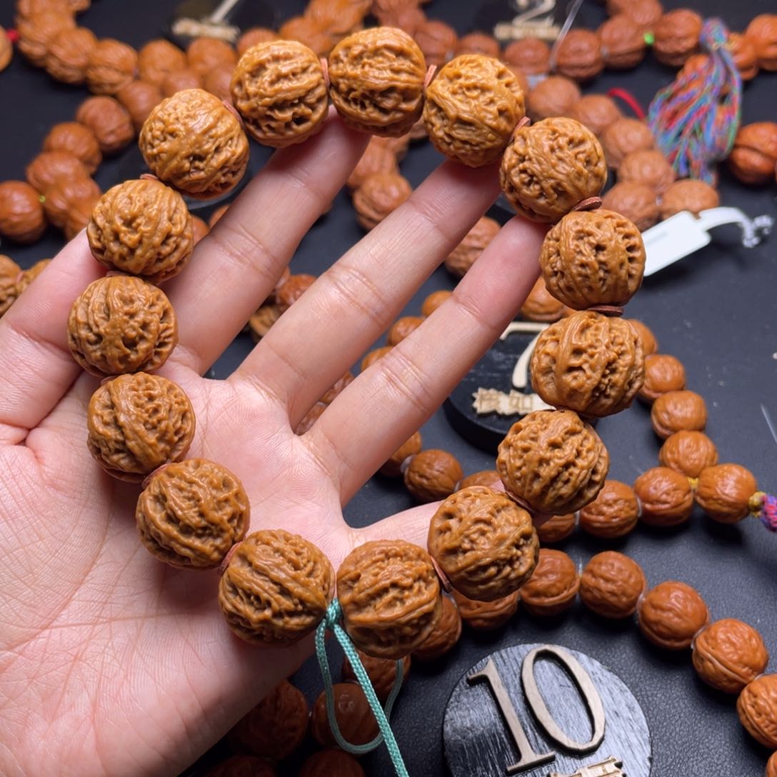 文玩核桃手串珊瑚111