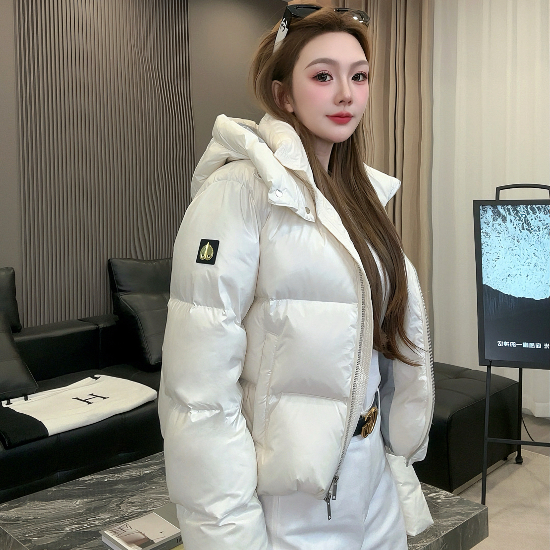 2025全面上新~剪~刀  国内首发 拼色连帽保暖短款鹅绒服YC