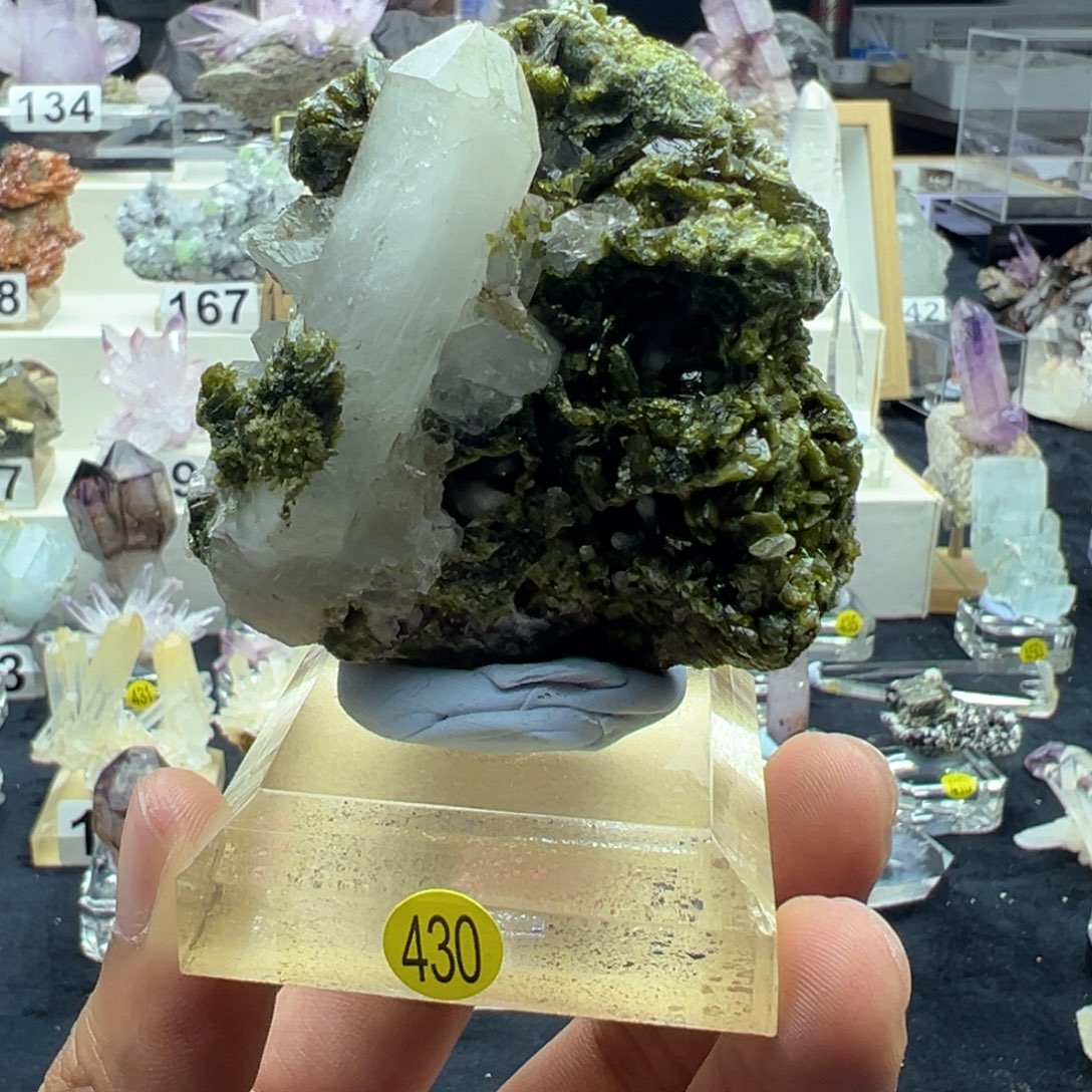 珠宝半成品水晶未镶嵌