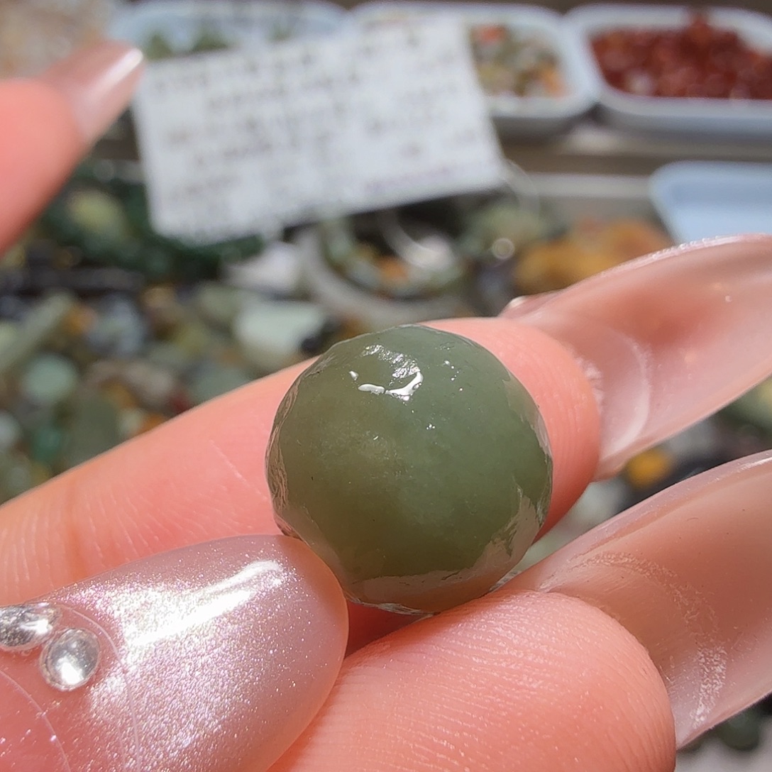 和田玉未镶嵌珠宝奇石