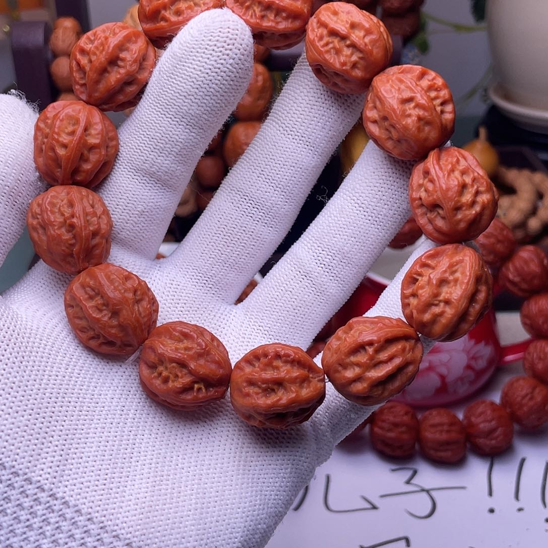 文玩核桃手串秋子