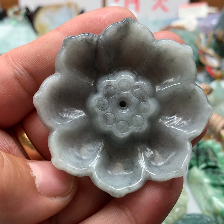 翡翠颈饰未镶嵌保真天然a货翡翠