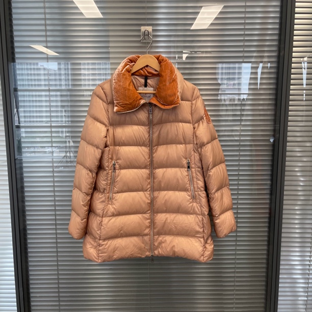 未使用 MONCLER 丝绒领口拼接羽绒服 2码 #9636