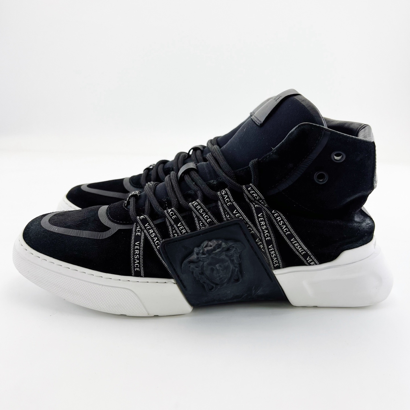 95新 VERSACE/范思哲 42码/黑色翻鹿皮高帮系带休闲鞋/17699899