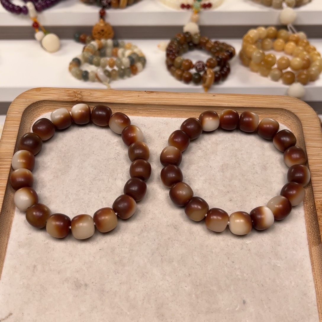 白玉菩提手串炫彩半壁手串一条