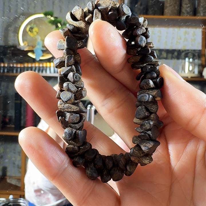 沉香手串边***花金丝红油沉水级花环珠10.3克