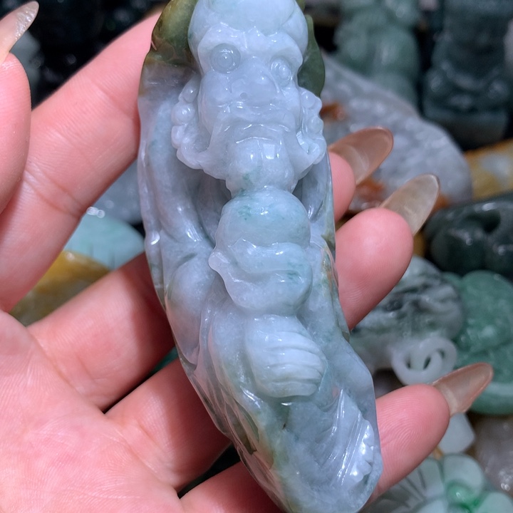 翡翠未镶嵌颈饰保真天然A货翡翠