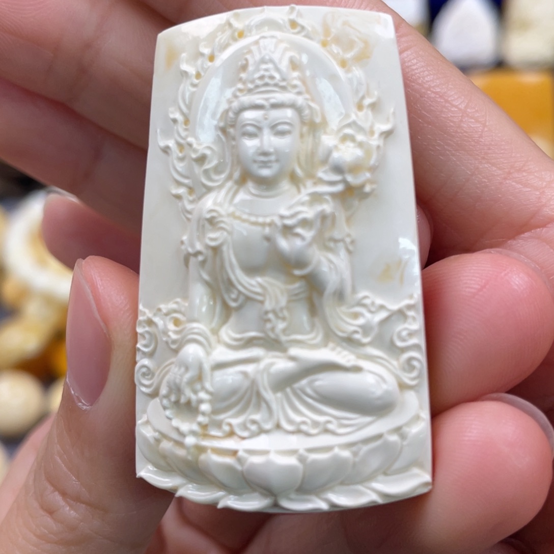 蜜蜡裸石未镶嵌琥珀蜜蜡雕刻观音