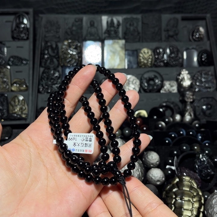 川***江黑曜岩未镶嵌珠宝奇石