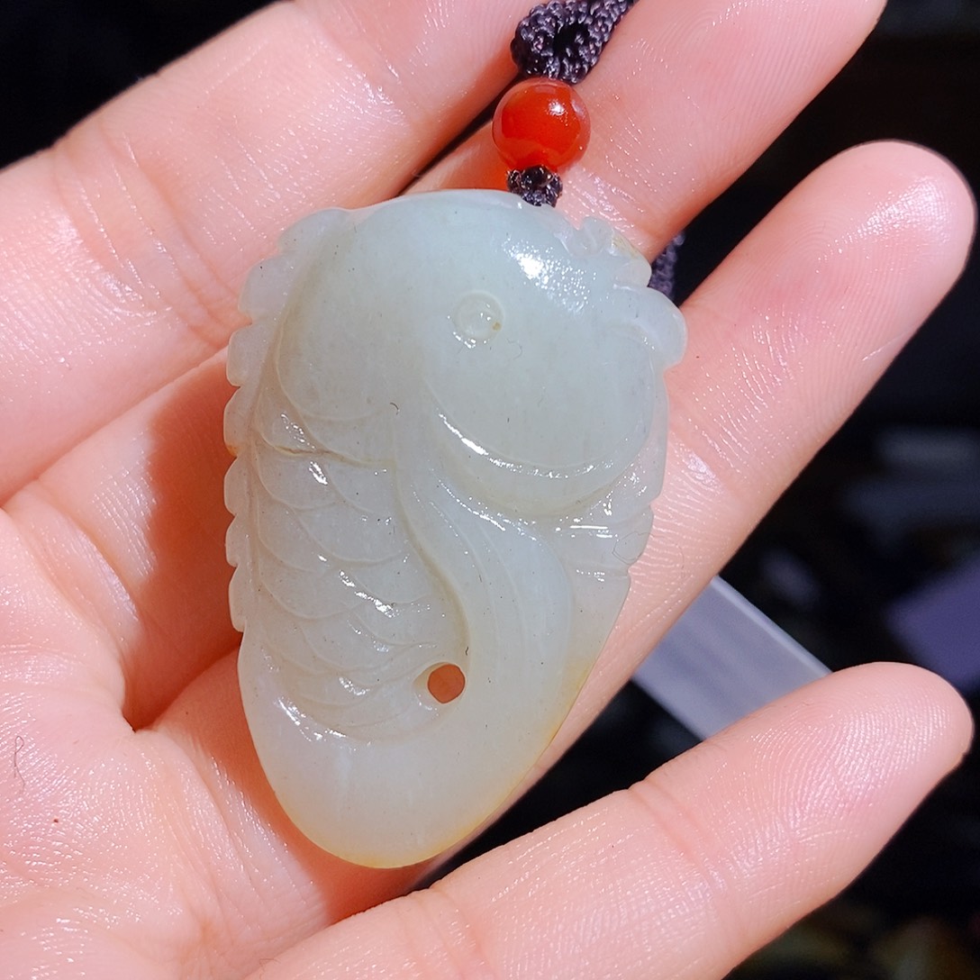 和田玉颈饰未镶嵌