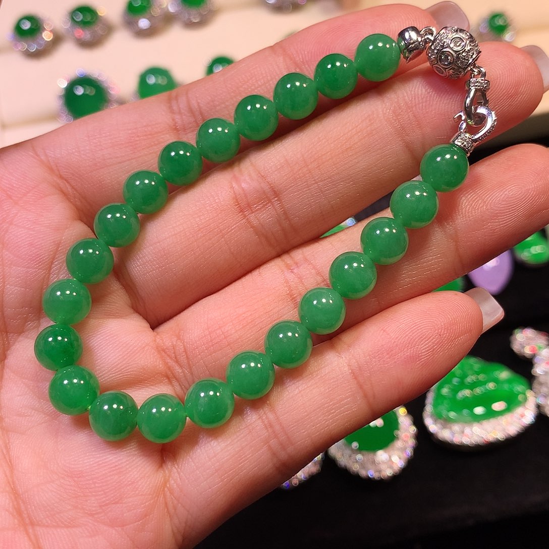 翡翠18K金镶嵌手链