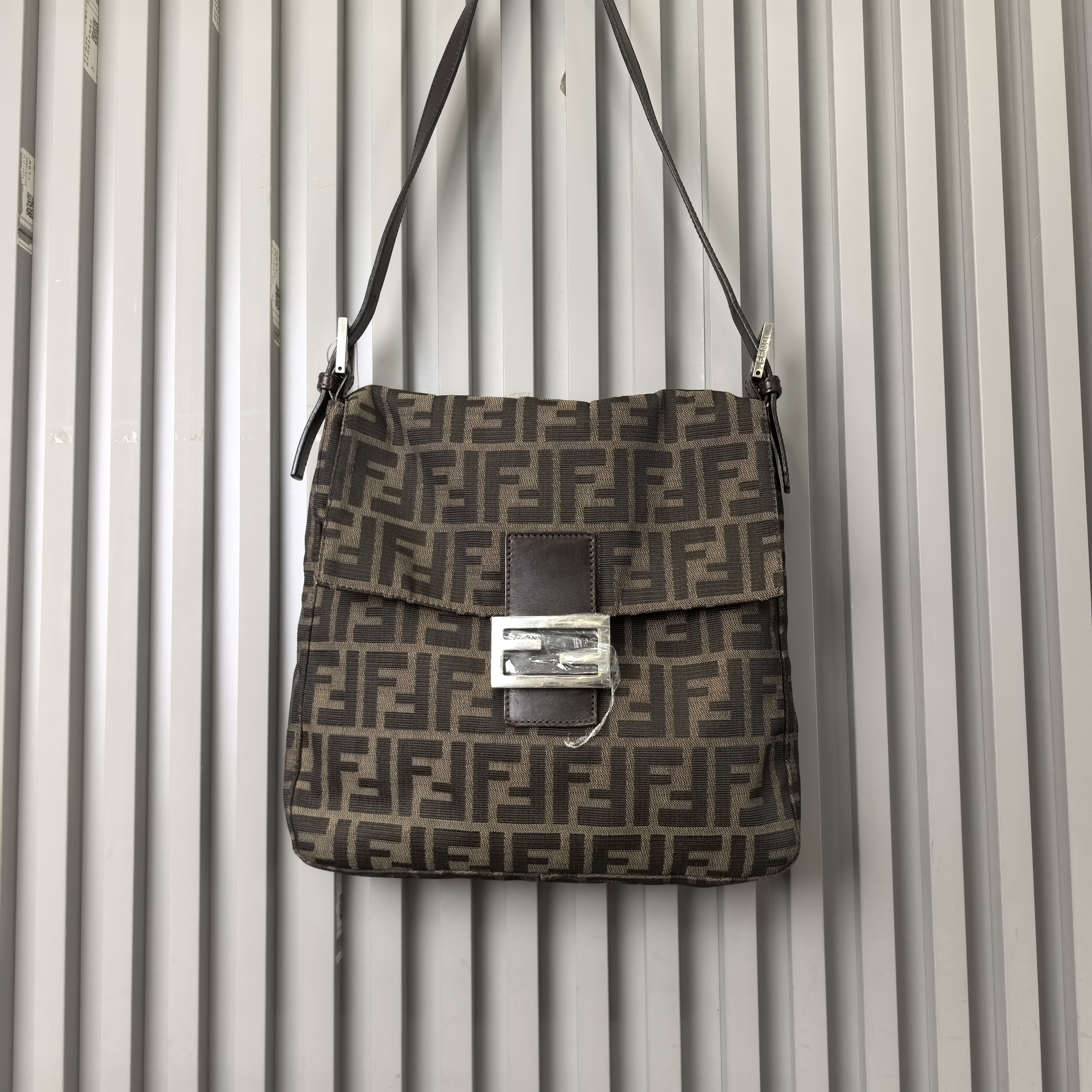 95新 FENDI/芬迪 兔兔奢欣欣/芬迪单肩包/18004