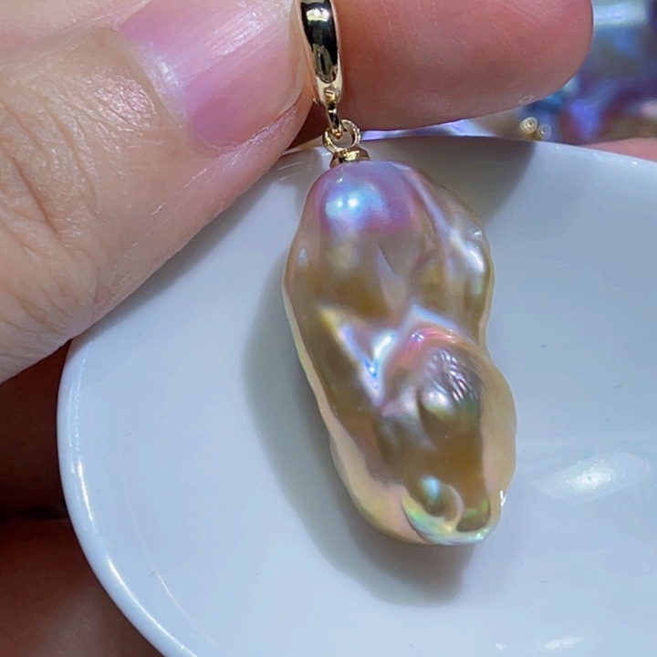 颈饰未镶嵌淡水珍珠