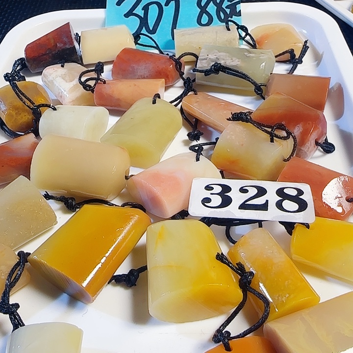 青田石印石老挝石椭圆随形印章30个88元，尺寸2-3多公分
