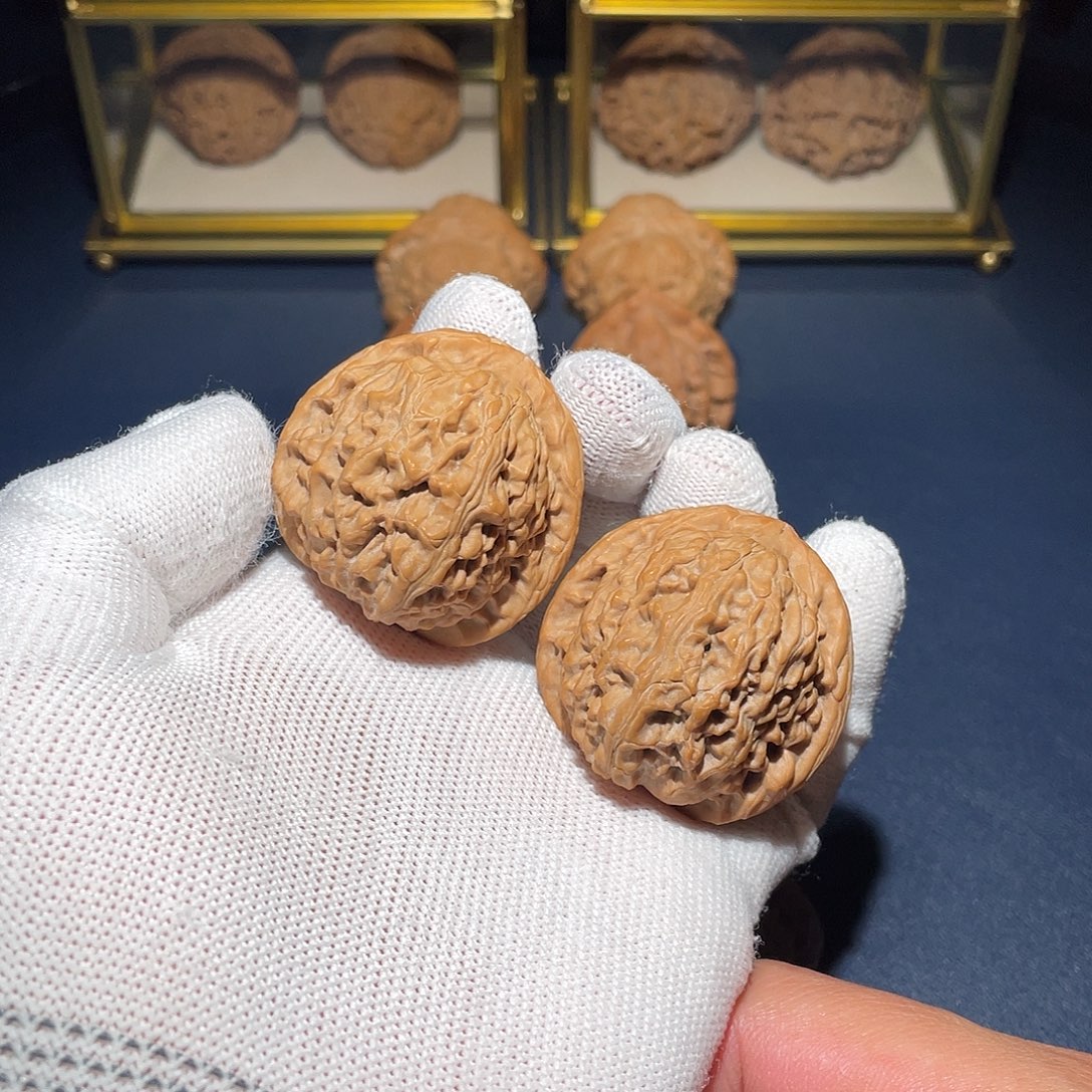 把件文玩核桃40核老闷