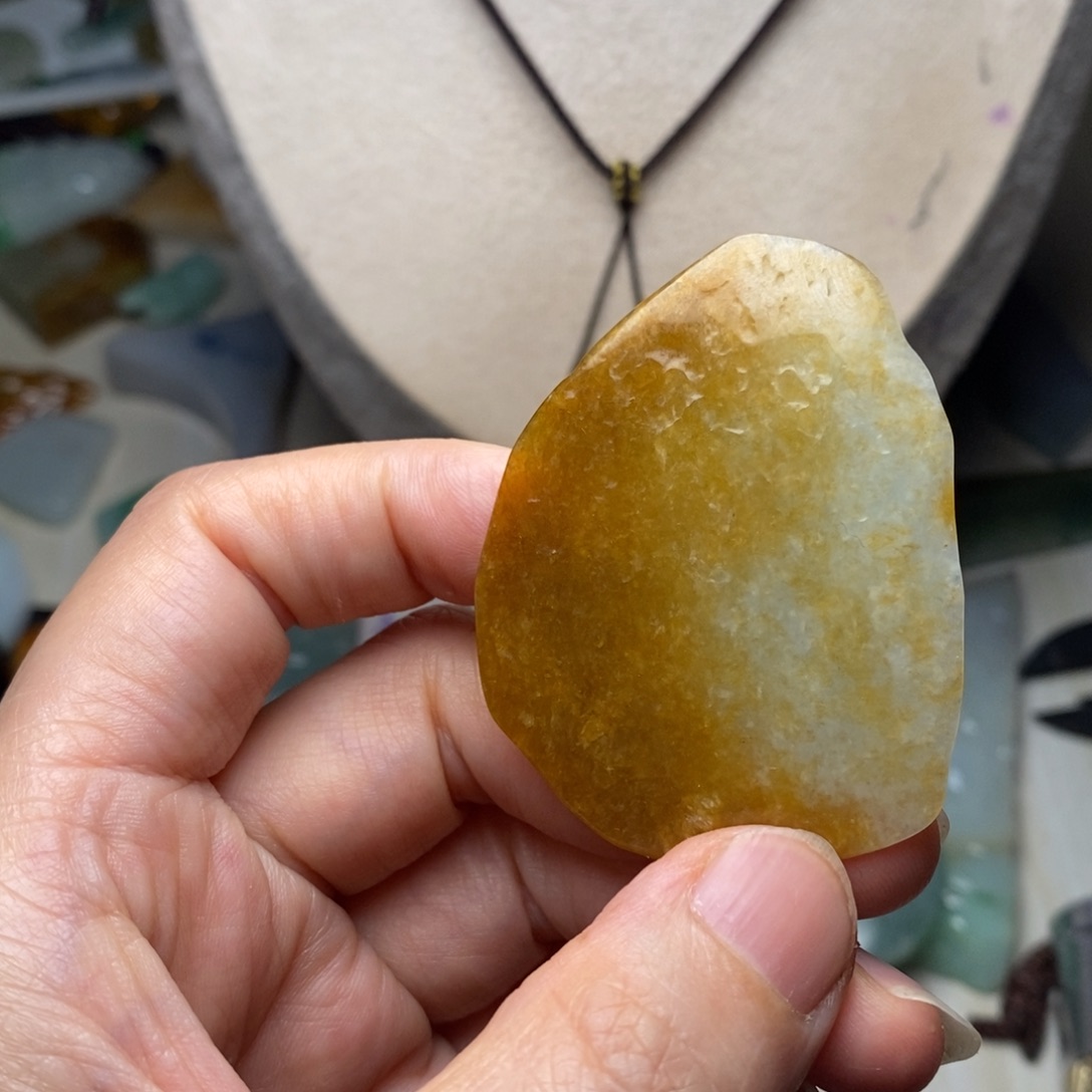 翡翠未镶嵌颈饰天然