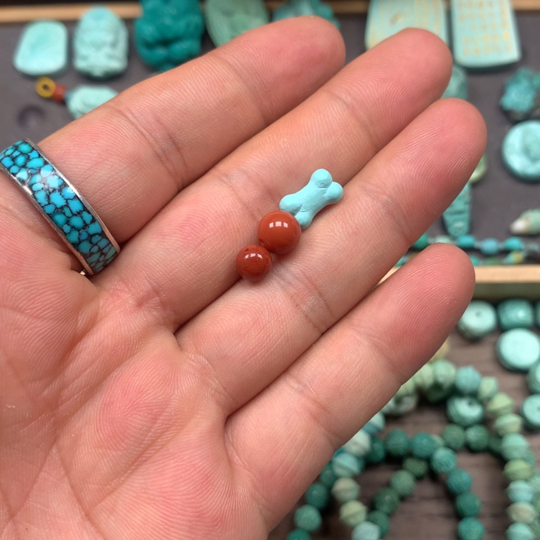 南红玛瑙雕刻未镶嵌
