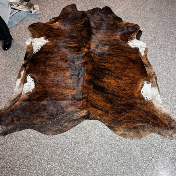 【本尼家】K1002 210x230cm专拍牛皮地毯家用轻奢