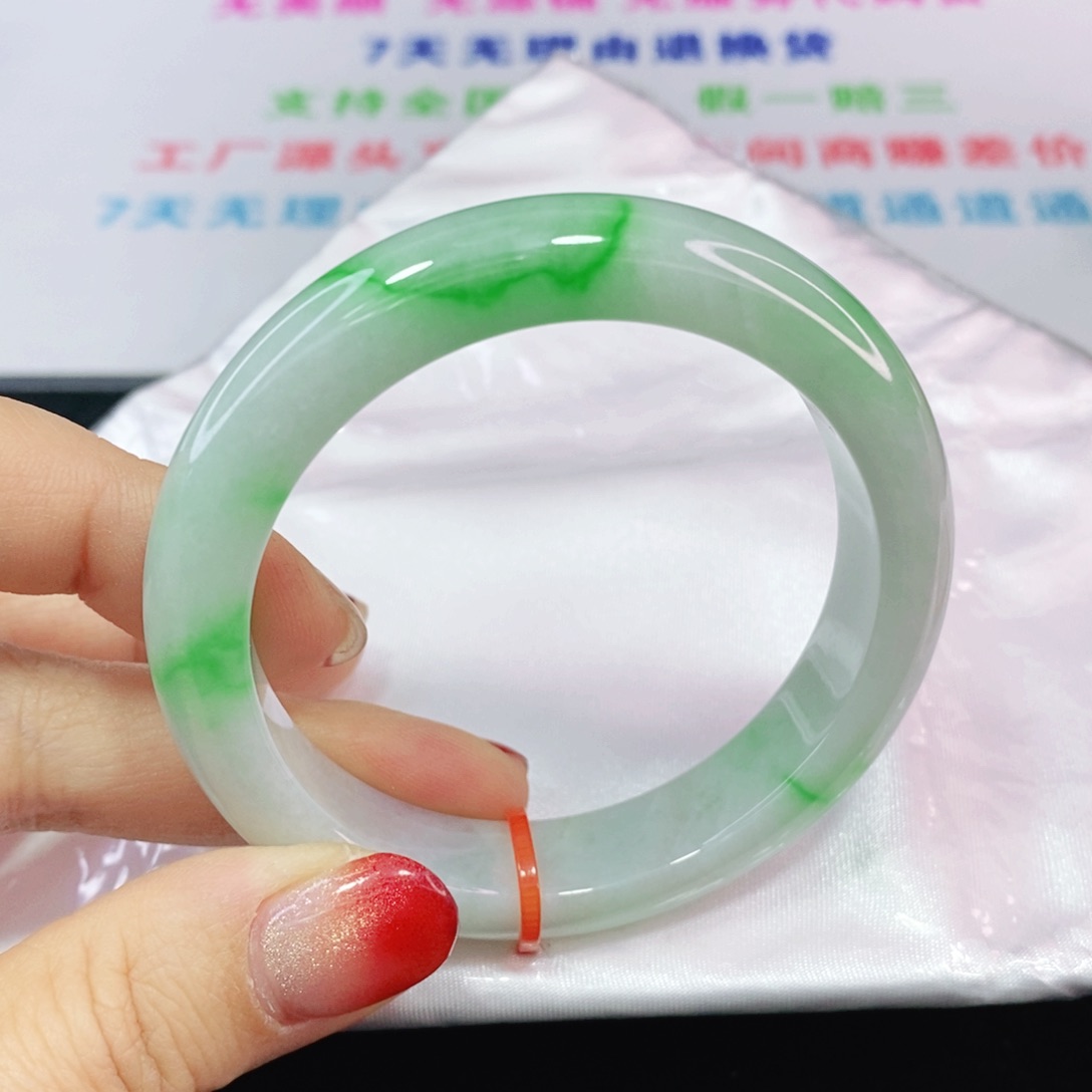 未镶嵌手镯翡翠52.8圈