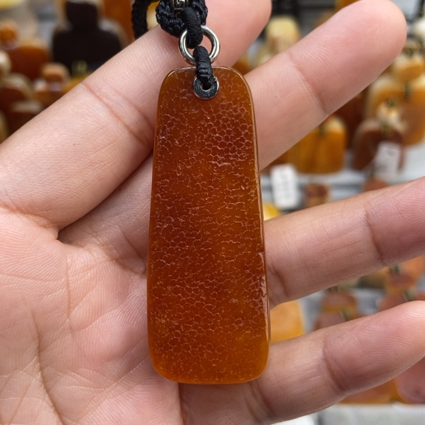 【闪购商品】琥珀颈饰未镶嵌